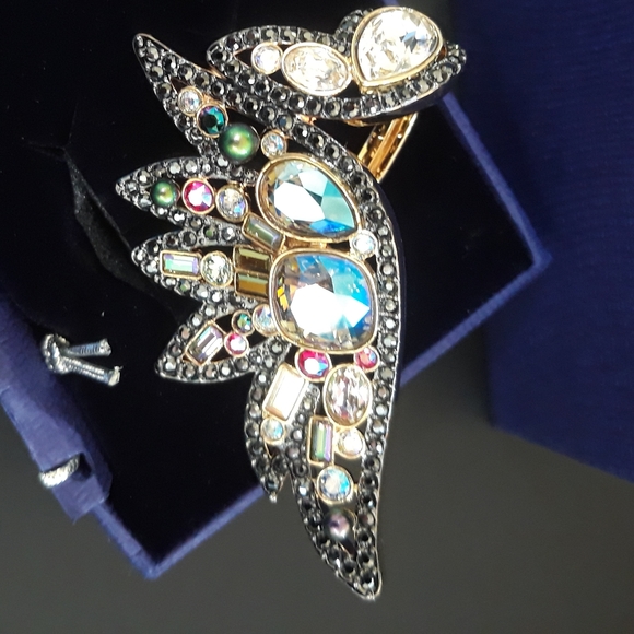 NWT! Swarovski Shimmering Wing Ring - Picture 13 of 14